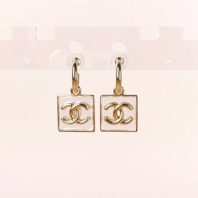 Chanel Earrings c Logo Earrings Gold · One Size