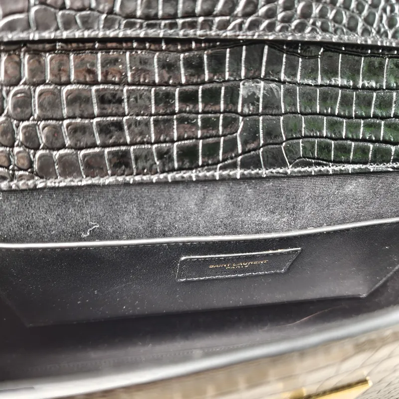 SAINT LAURENT Shoulder Bag MANHATTAN Black Calfskin Medium 29 × 7.5 × 20 cm — detail view 10 of 13