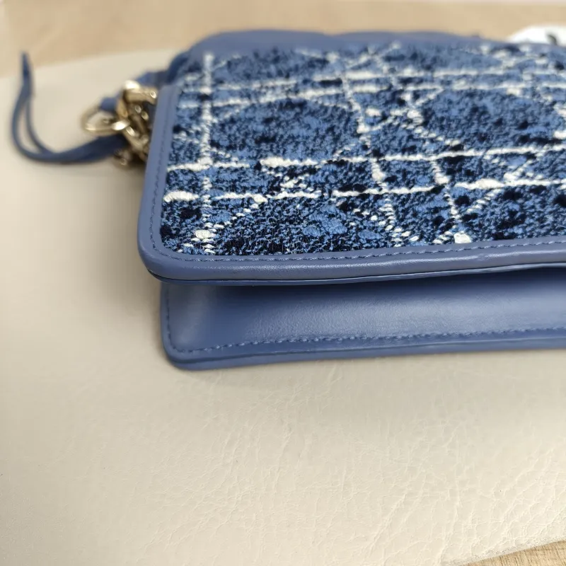 DIOR Shoulder Bag Shoulder Bag Blue Calfskin19 × 4 × 14 cm — detail view 3 of 12