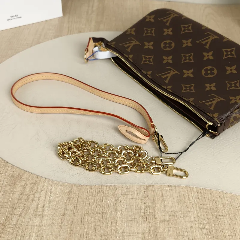 Louis Vuitton Shoulder Bag Pochette Accessoires Two Straps Monogram PVC Large23.5 × 4 × 13.5 cm — detail view 4 of 11