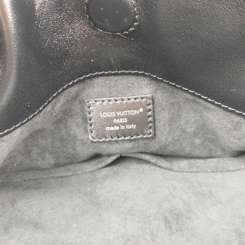 Louis Vuitton Shoulder Bag Off Duty Vibe Chain Bag Black SL ambskin Medium 33 × 11.5 × 24 cm — detail view 5 of 11