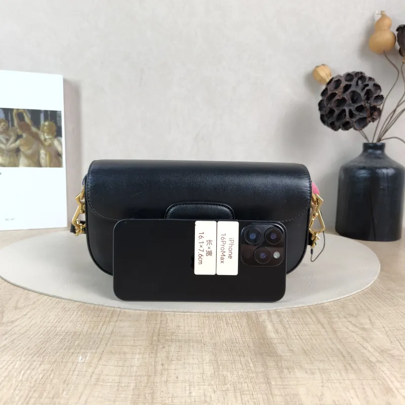 GUCCI Shoulder Bag Horsebit 1955 Horsebit Small Black · Shoulder Strap CC alfskin Small 24 × 5.5 × 13 cm — cover view 2 of 5