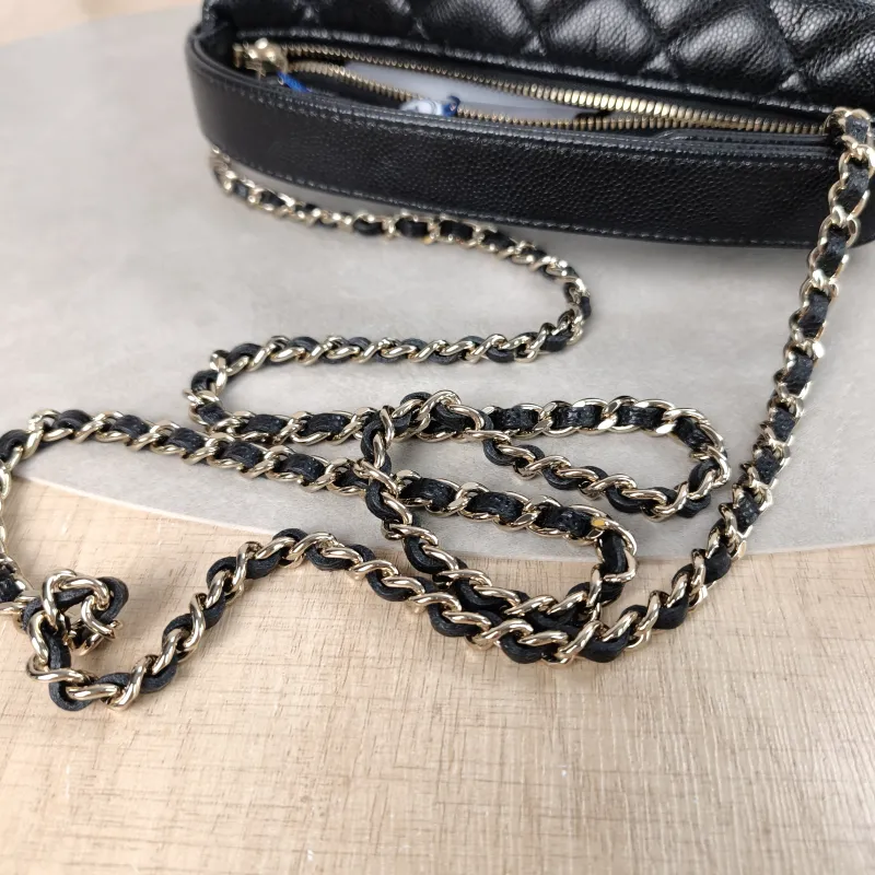 Chanel Crossbody Bag25c Vanity Case Bag Black Grained Calfskin15.5 × 6 × 12 cm — detail view 11 of 16