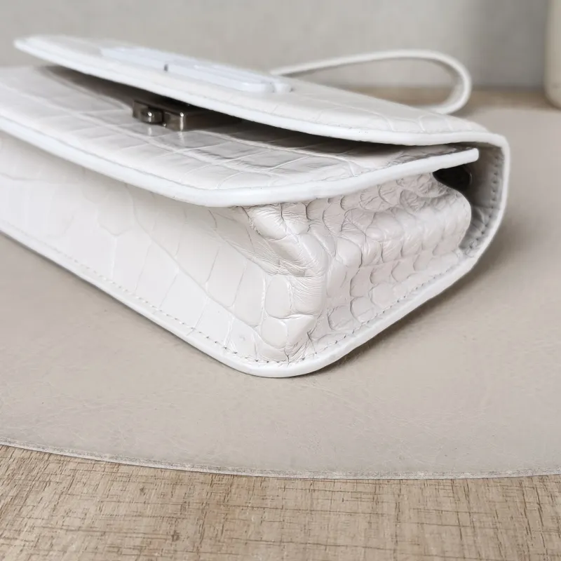 BALENCIAGA Crossbody Bag GOSSIP xs Chain Bag White Calfskin XS 19 × 7 × 10 cm — detail view 4 of 11