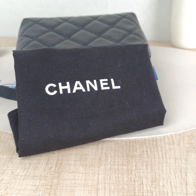 Chanel Crossbody Bag Woven Black Grained Calfskin One Size 18.5 × 7 × 14.5 cm — detail view 10 of 14
