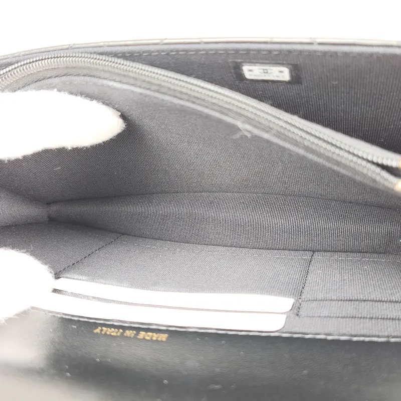 Chanel Crossbody Bag woc Black Lambskin 19 × 4 × 11.5 cm — detail view 1 of 14