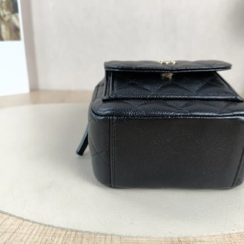 Chanel Backpack mini Backpack Collection Black Grained Calfskin One Size13 × 9 × 18 cm — detail view 6 of 12