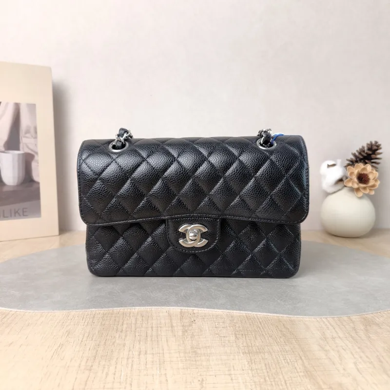Chanel Crossbody Bag Classic Flap CF Black Grained Calfskin Small 23 × 6 × 14.5 cm
