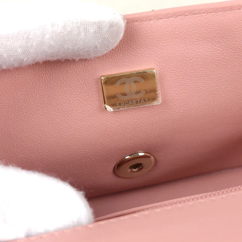 Chanel Crossbody Bag23k logo mini Pink Lambskin mini20 × 6 × 12 cm — detail view 8 of 14