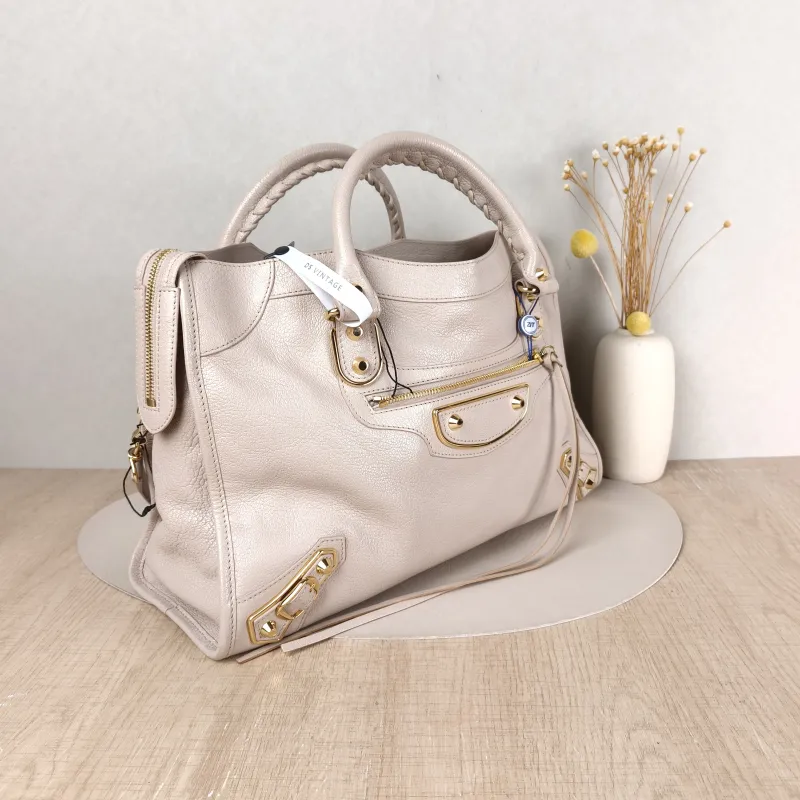 BALENCIAGA Shoulder Bag Classic City Grey Calfskin Medium 37 × 15 × 23.5 cm — cover view 5 of 5