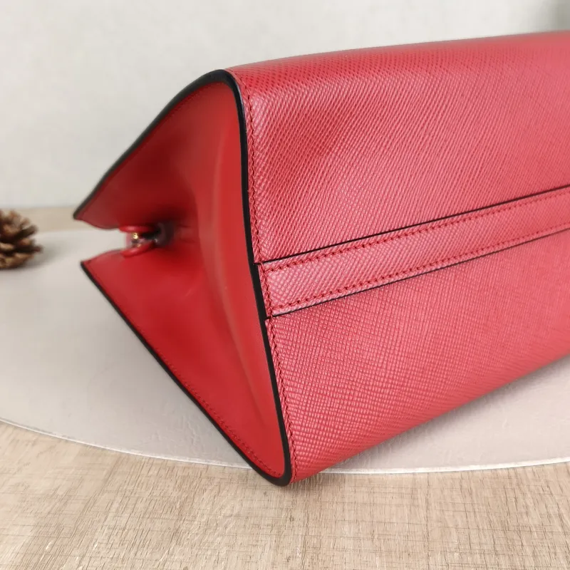 PRADA Shoulder Bag Shoulder Bag Red Calfskin One Size26 × 14 × 20 cm — detail view 1 of 12