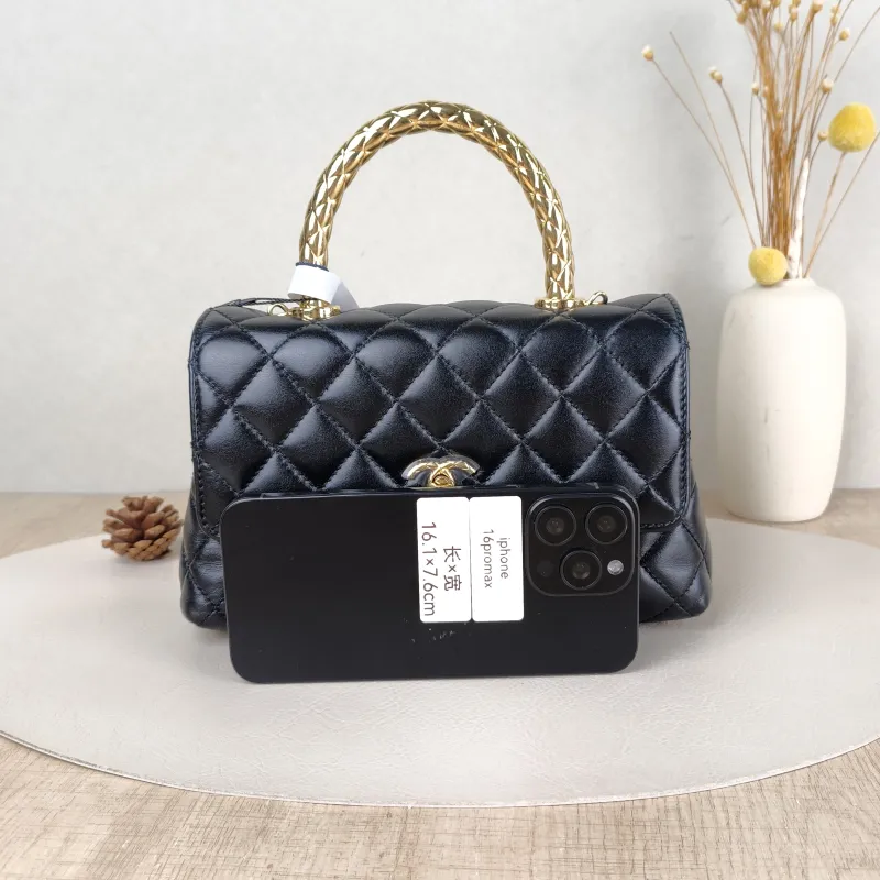 Chanel Crossbody Bag Coco Handle​Black Calfskin Small24 × 10 × 14 cm — cover view 4 of 5