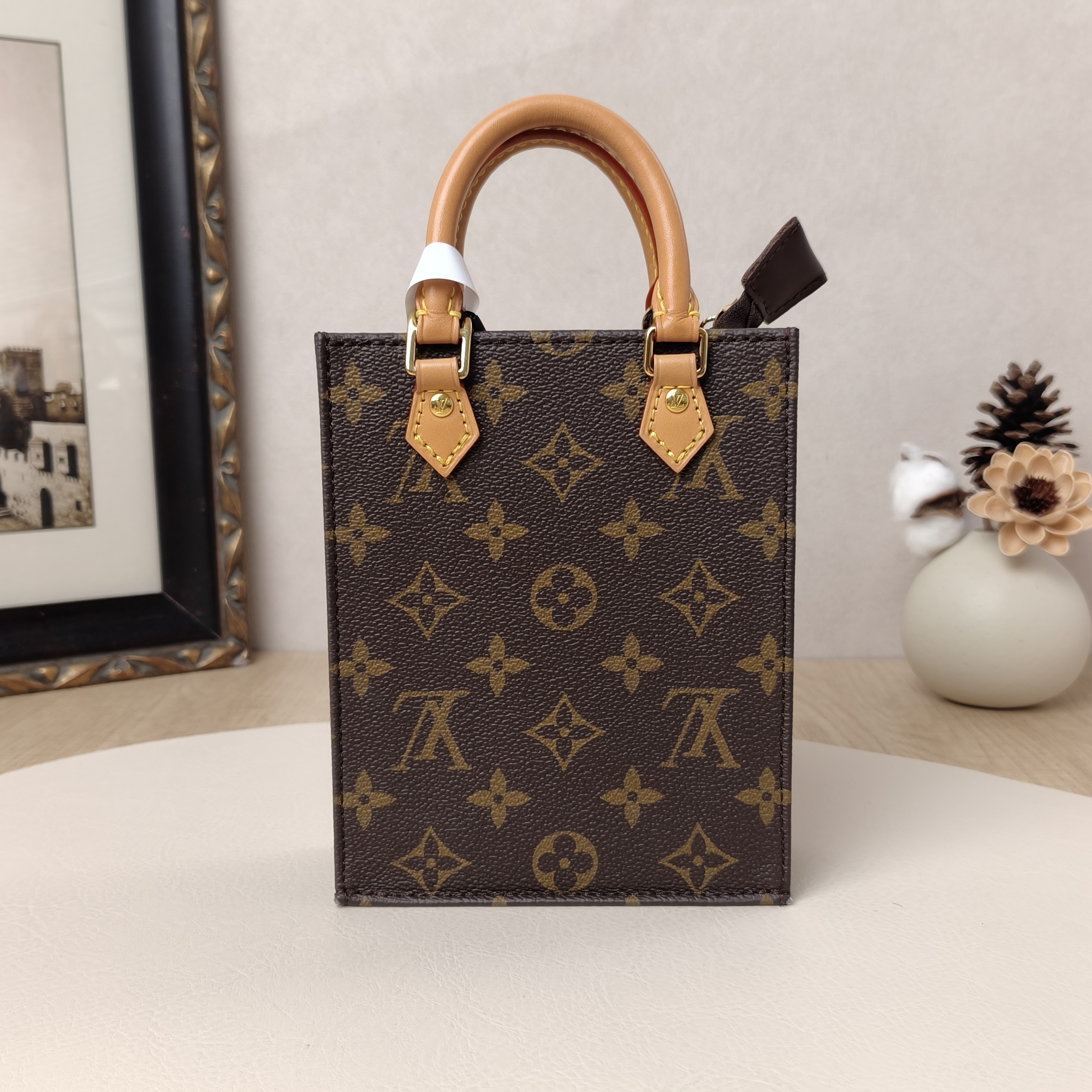 Louis Vuitton Crossbody Bag PETIT SAC PLAT Mini Monogram PV Cmini14 × 5 × 17 cm