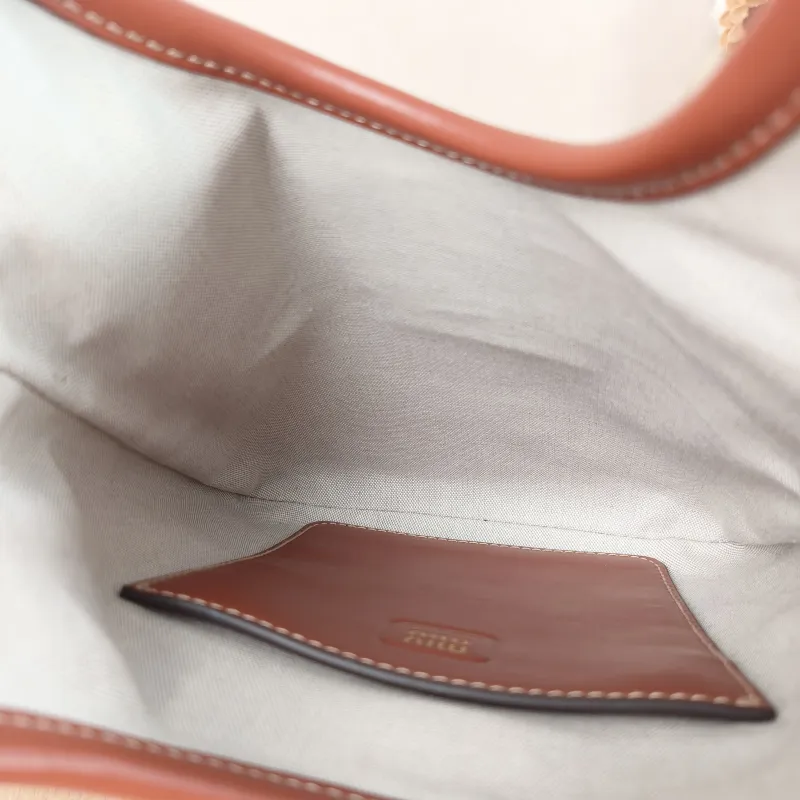 Miumiu Shoulder Bag IVY Tote Shopping Tote Caramel Calfskin Mini 20*24 — detail view 5 of 10