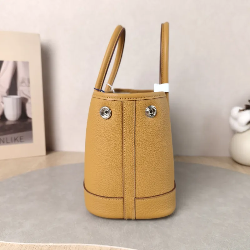 Hermès Top Handle Bag Neo Garden 23 Mini 2S Negonda Calfskin Mini 23 × 10 × 16 cm G — detail view 9 of 12