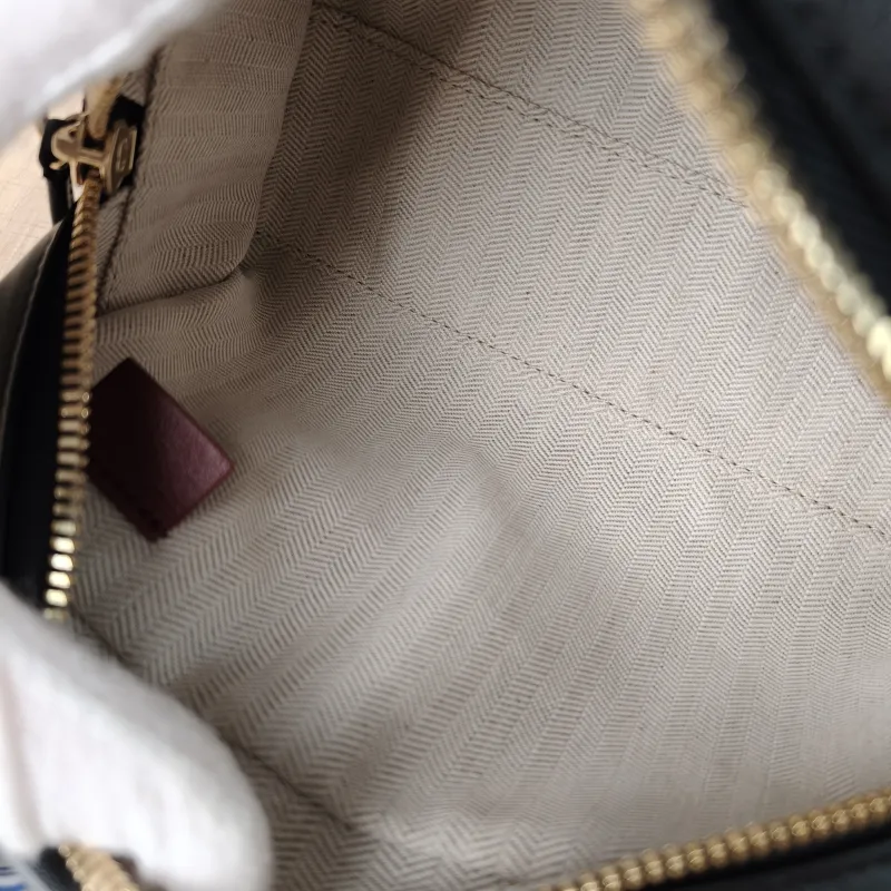 Chanel Shoulder Bag Bowling Bag Black Calfskin 20 × 8 × 12 cm — detail view 6 of 12