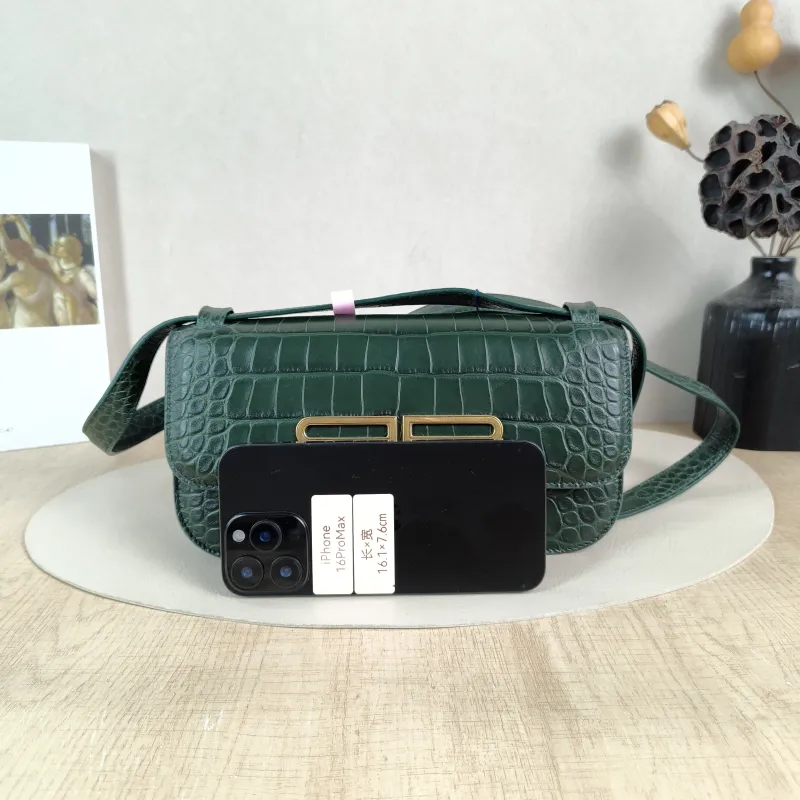 BALENCIAGA Shoulder Bag GOSSIP Green Calfskin Small 23.5 × 10.5 × 12.5 cm — cover view 3 of 5