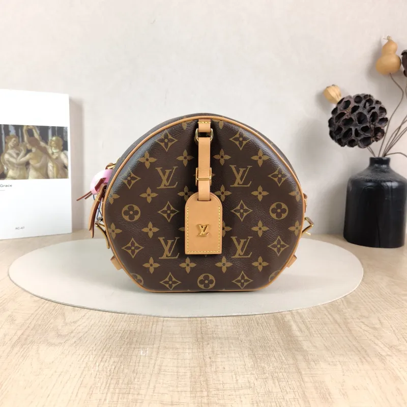 Louis Vuitton Crossbody Bag BOITE CHAPEAU SOUPLE Monogram PVC Large 20 × 8 × 22.5 cm