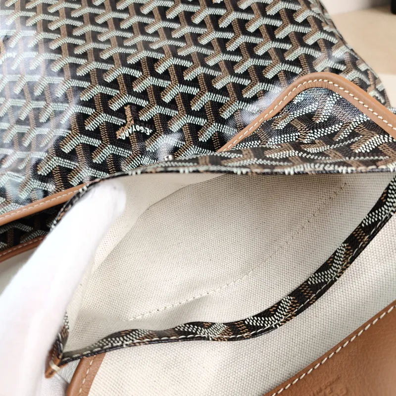GOYARD Shoulder Bag Boheme Hobo​ Brown ine Canvas Small 43 × 14 × 27 cm — detail view 1 of 12