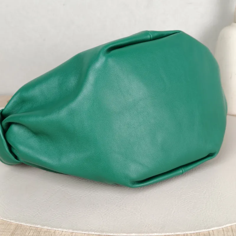 Bottega Veneta Top Handle Bag Jodie Green Calfskin Mini 28 × 8 × 23 cm — detail view 6 of 9
