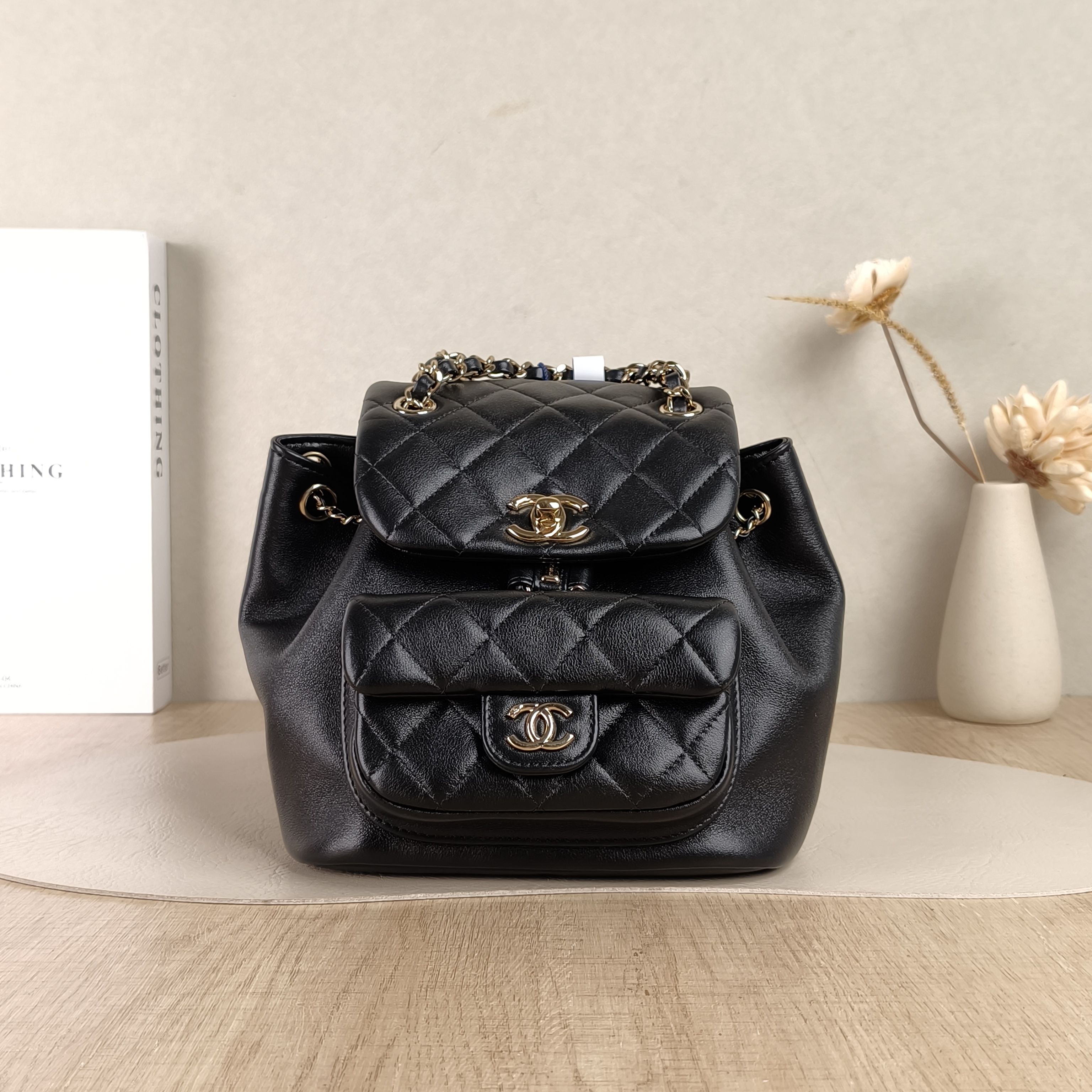 Chanel Backpack Duma Black Lambskin Small18 × 9.5 × 19 cm