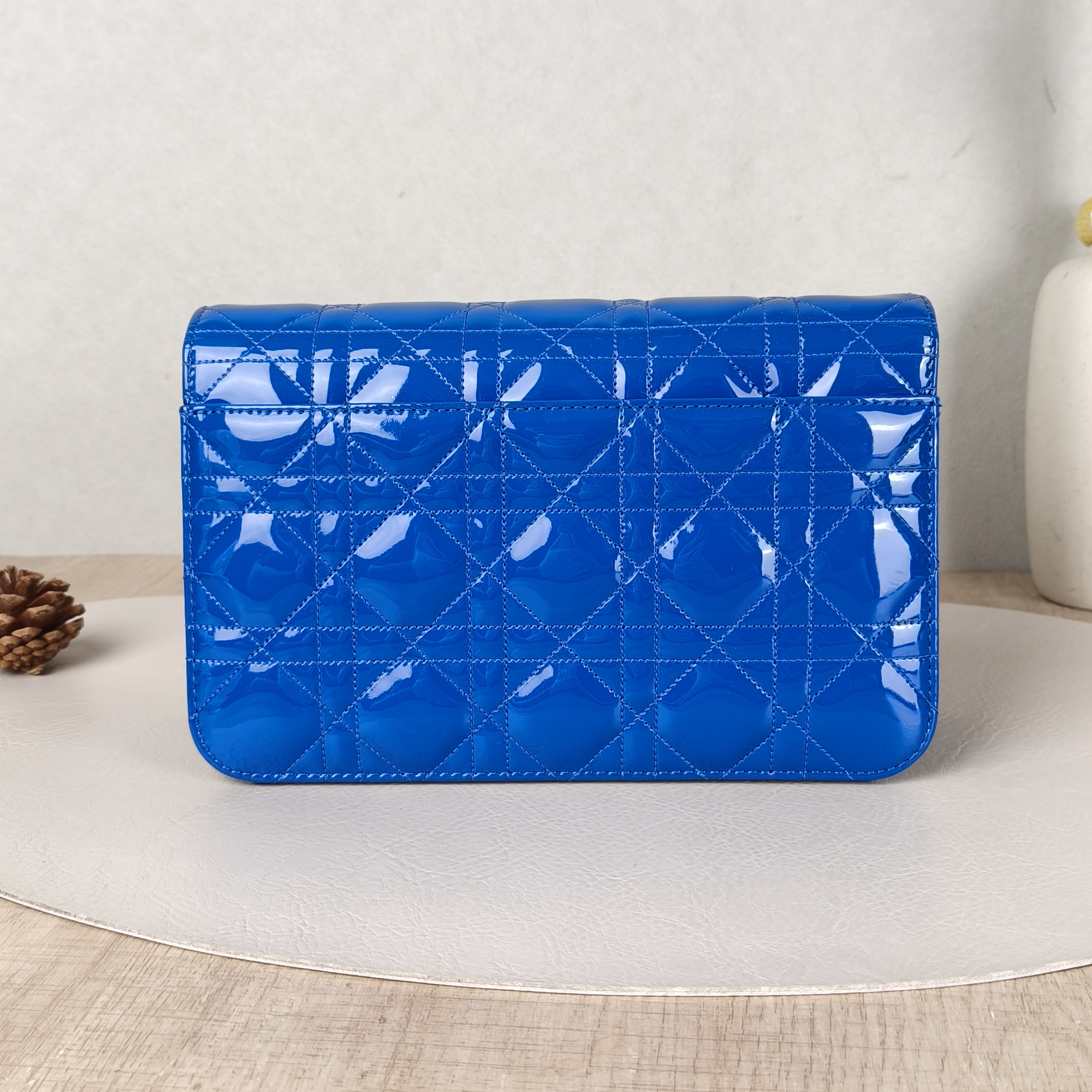 DIOR Shoulder Bag Miss Chain Bag Shoulder Bag Navy Patent Leather One Size21 × 7 × 13 cm — cover view 3 of 5