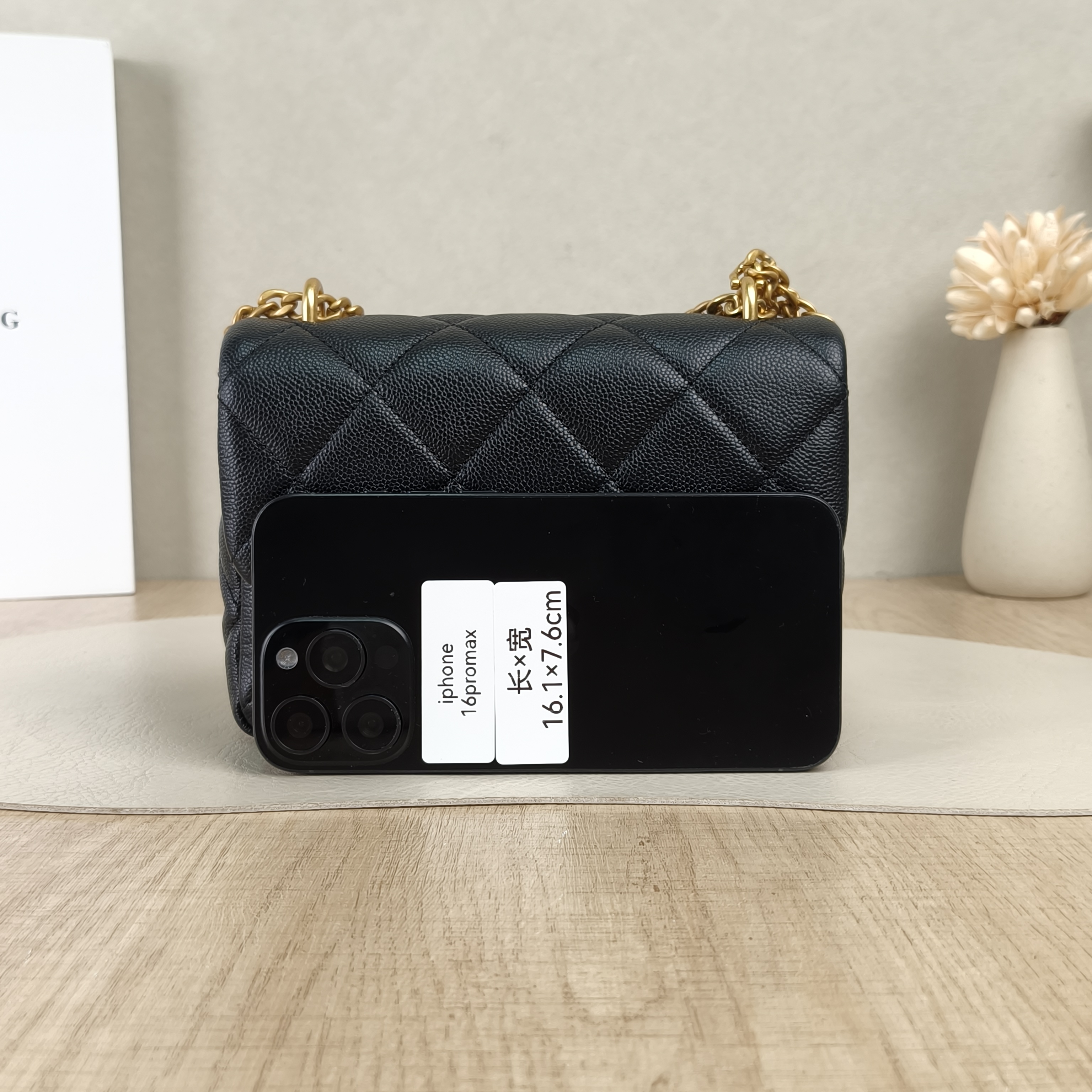 Chanel Crossbody Bag26c c Black Grained Calfskinmini18 × 5 × 13 cm — cover view 5 of 6