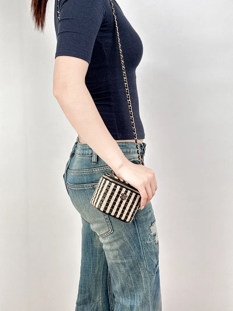 Chanel Crossbody Bag Edition Black Wovenmini11 × 7 × 9 cm — on-model view 2 of 2
