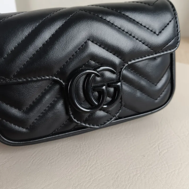 GUCCI Shoulder Bag GG Marmont Mini Marmont Mini g Black Calfskin Mini 16.5 × 4.5 × 9.5 cm — detail view 8 of 10