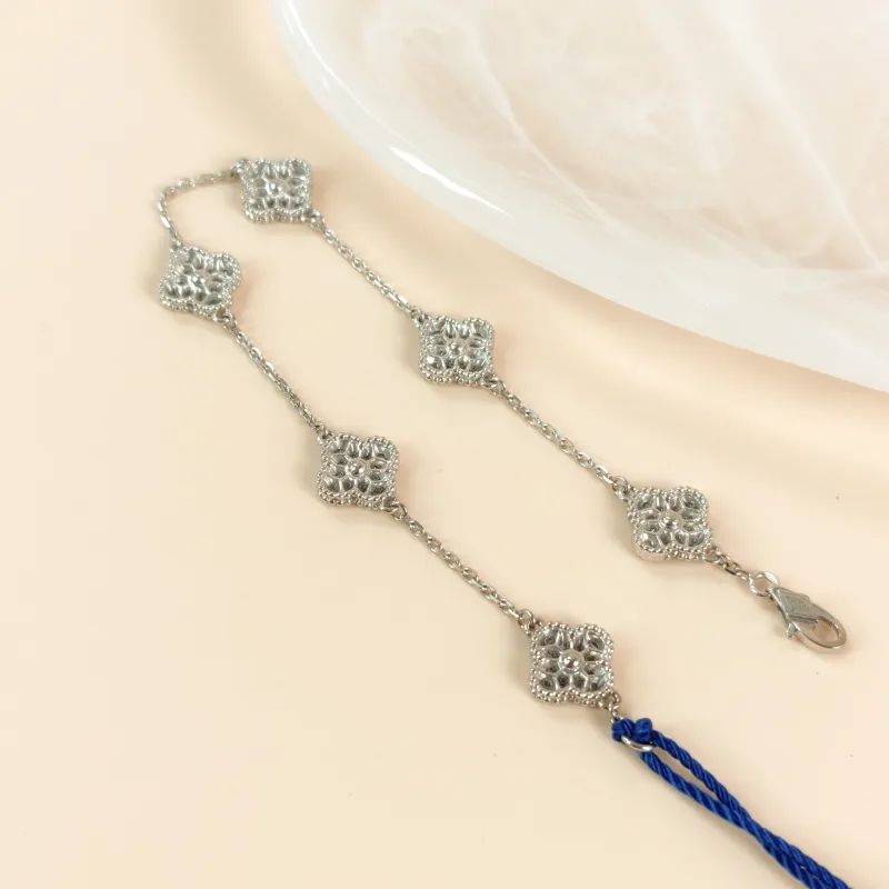 Van Cleef & Arpels Bracelet Alhambra Alhambra Collection Bracelet White Gold18KW hite Gold Diamond Sweet Mini17.5cm — cover view 5 of 8