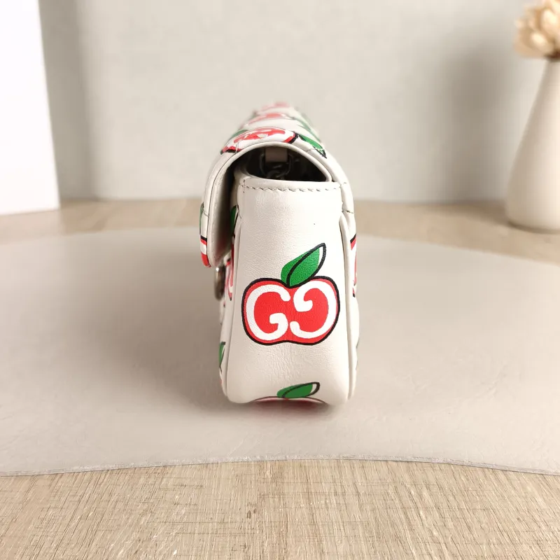 GUCCI Crossbody Bag GG Marmont Mini Marmont Mini White Calfskin Mini 16.5 × 4.5 × 9.5 cm — detail view 5 of 11