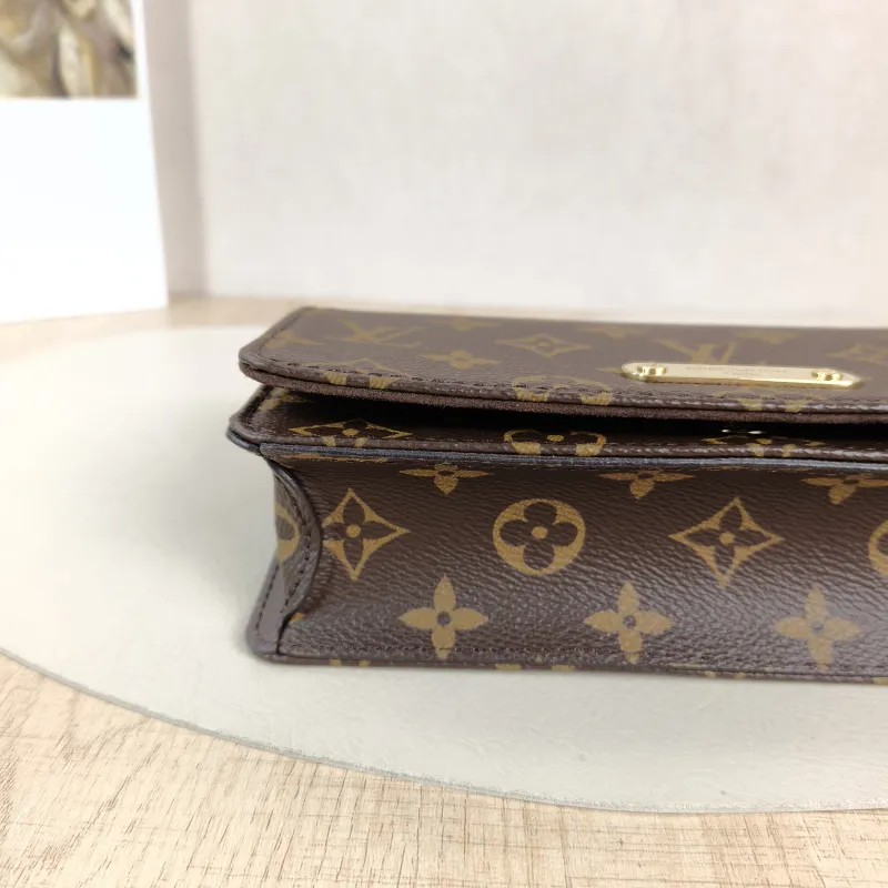 Louis Vuitton Crossbody Bag LILY Chain Bagwoc Monogram PVC 21 × 3.5 × 10.5 cm — detail view 6 of 13