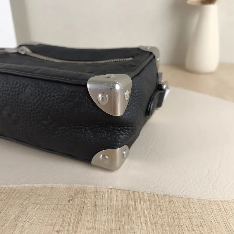 Louis Vuitton Crossbody Bag SOFT TRUNK Box Calfskin Mini 18.5 × 8 × 13 cm — detail view 4 of 10