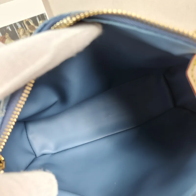 Louis Vuitton Shoulder Bag Side Trunk Box Blue Medium 23.5 × 8.5 × 16 cm — detail view 7 of 12