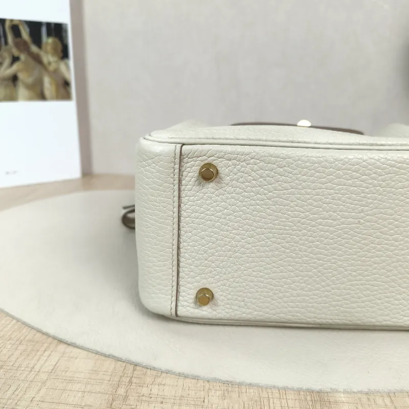 Hermès Crossbody Bag Lindy Mini 198LB eton TC Calfskinmini19 × 9.5 × 13 cm — detail view 12 of 12