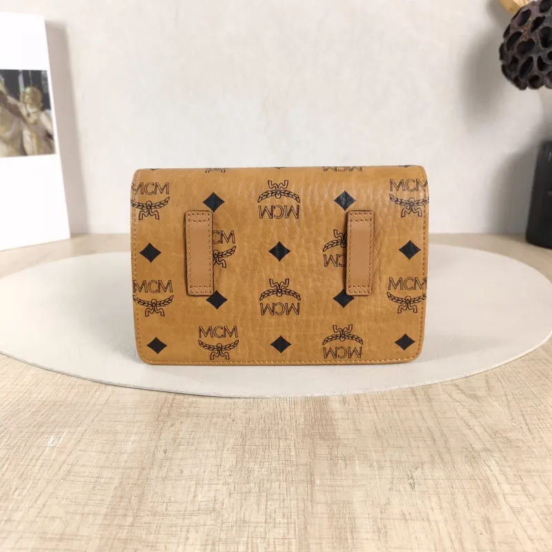 MCM Belt Bag Belt Bag One Size 18 × 4 × 11.5 cm — cover view 3 of 5