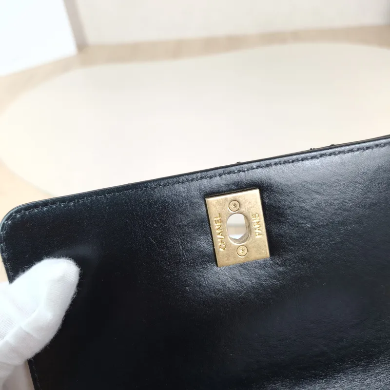 Chanel Top Handle Bag22a Coco Handle​Black CC alfskinmini19 × 9 × 13 cm — detail view 14 of 14