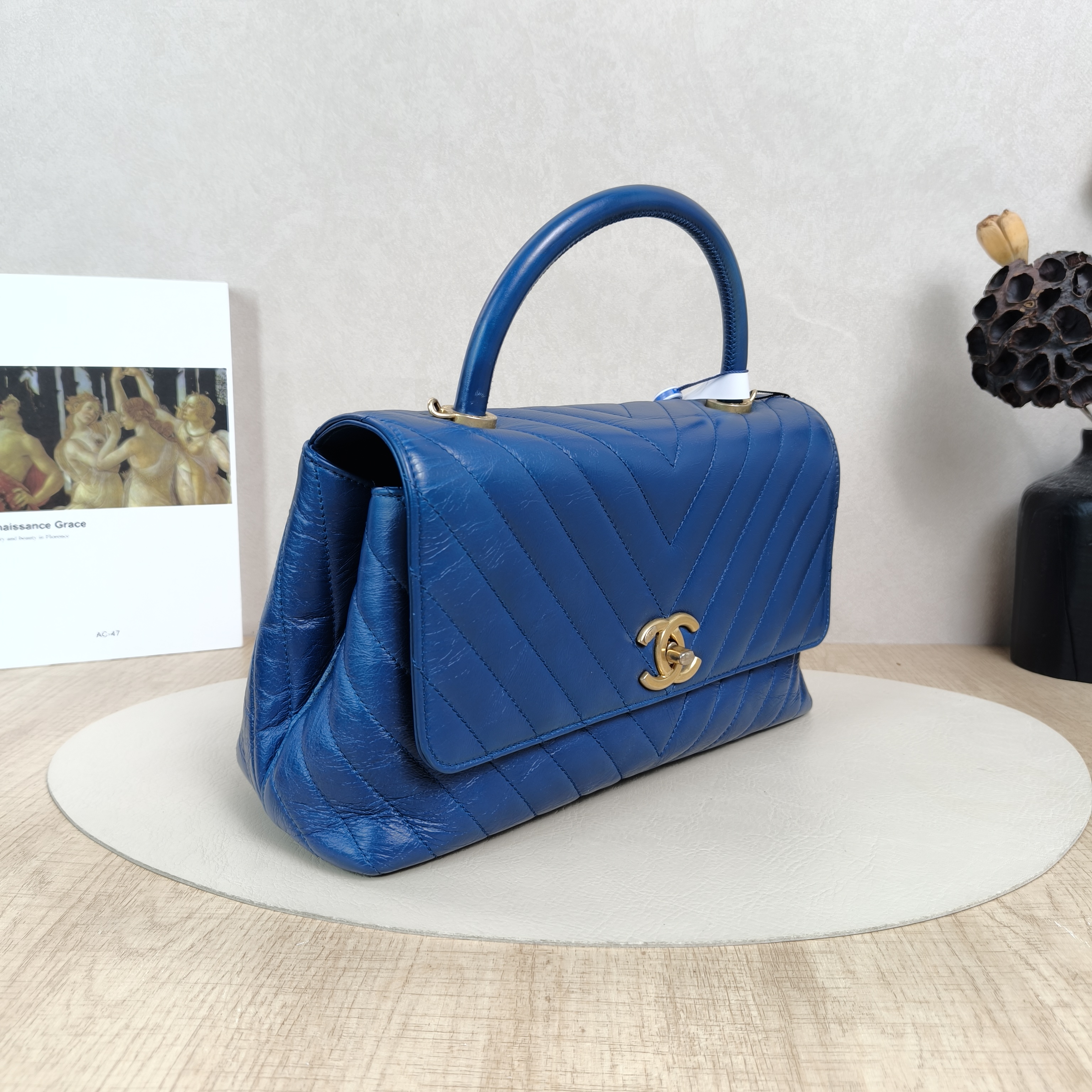 Chanel Top Handle Bag Coco Handle V Blue Waxed Leather Medium29 × 12 × 18 cm — cover view 3 of 6