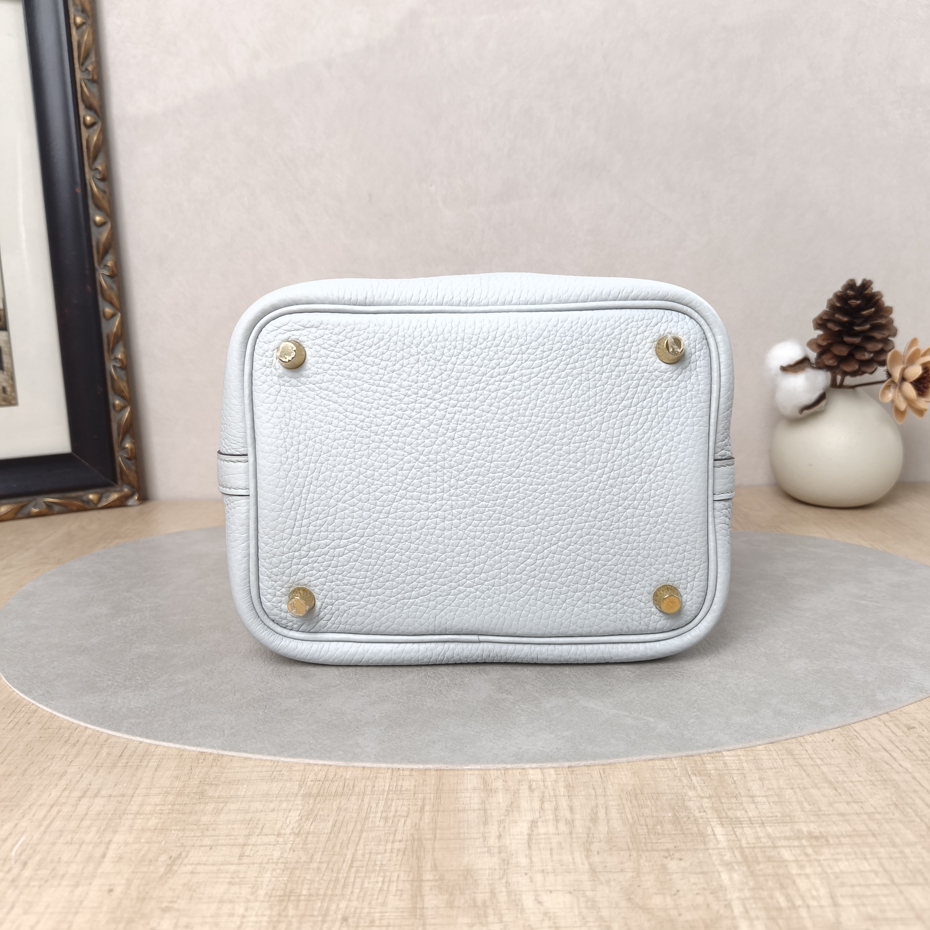 Hermès Top Handle Bag Picotin Lock 18 1808 Taurillon Clemence TC Calfskin Small18 × 13 × 18 cm — cover view 4 of 6