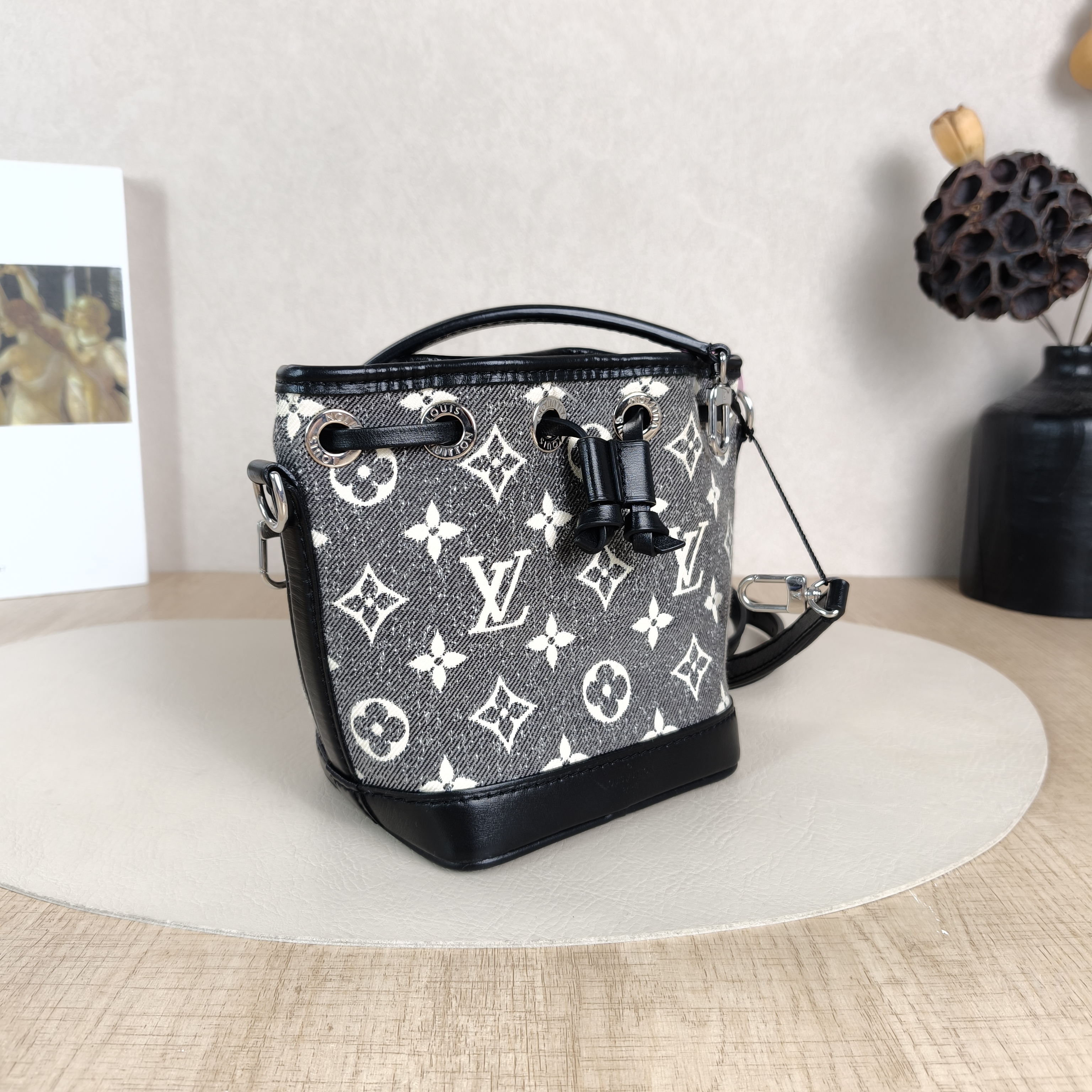 Louis Vuitton Crossbody Bag NANO NOÉ Bucket Bag Nano Dark Grey nano13 × 10 × 16 cm — cover view 5 of 5