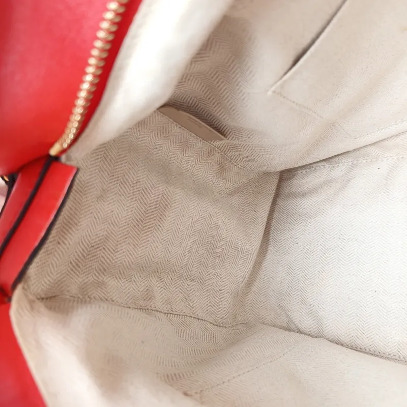 LOEWE Crossbody Bag Puzzle Red Calfskin Medium29 × 14 × 19.5 cm — detail view 13 of 17