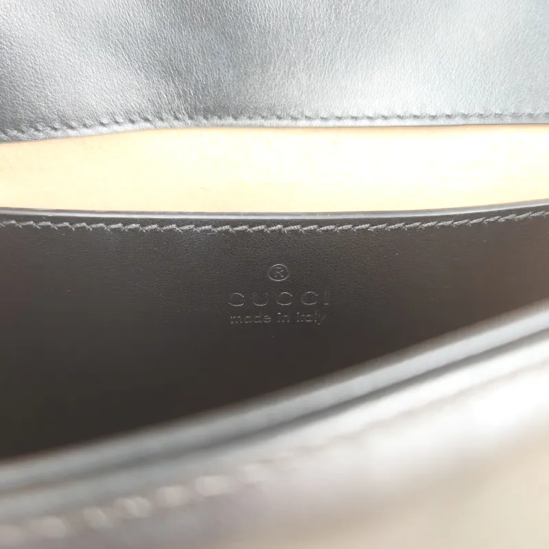 GUCCI Crossbody Bag GG Marmont Small Marmont 22Black CC alfskin Small22 × 6 × 13 cm — detail view 3 of 11