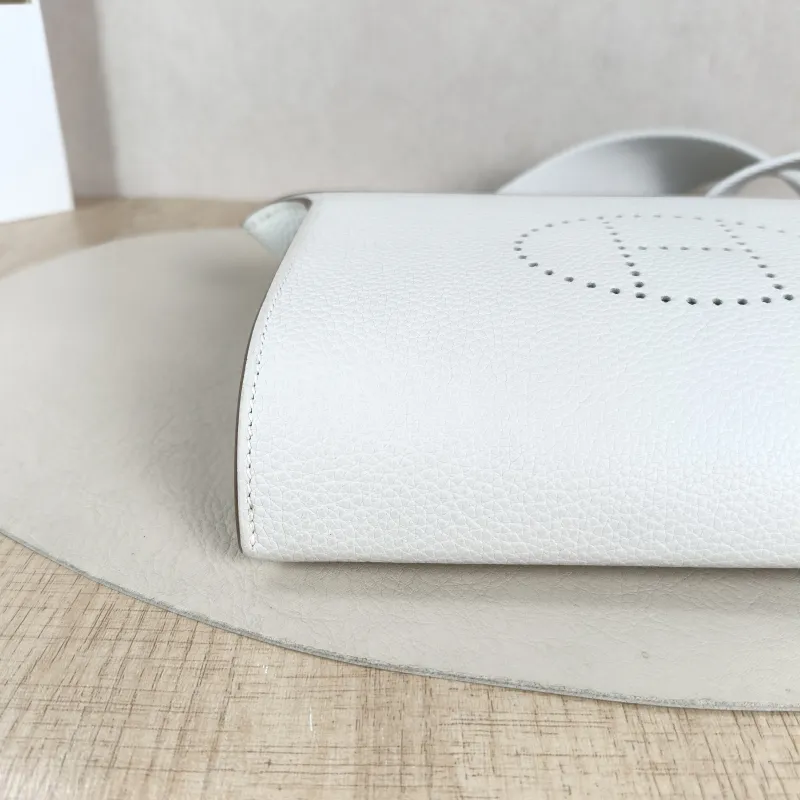Hermès Crossbody Bag Videpoches M4 One Size 21 × 4 × 14 cm B — detail view 3 of 12
