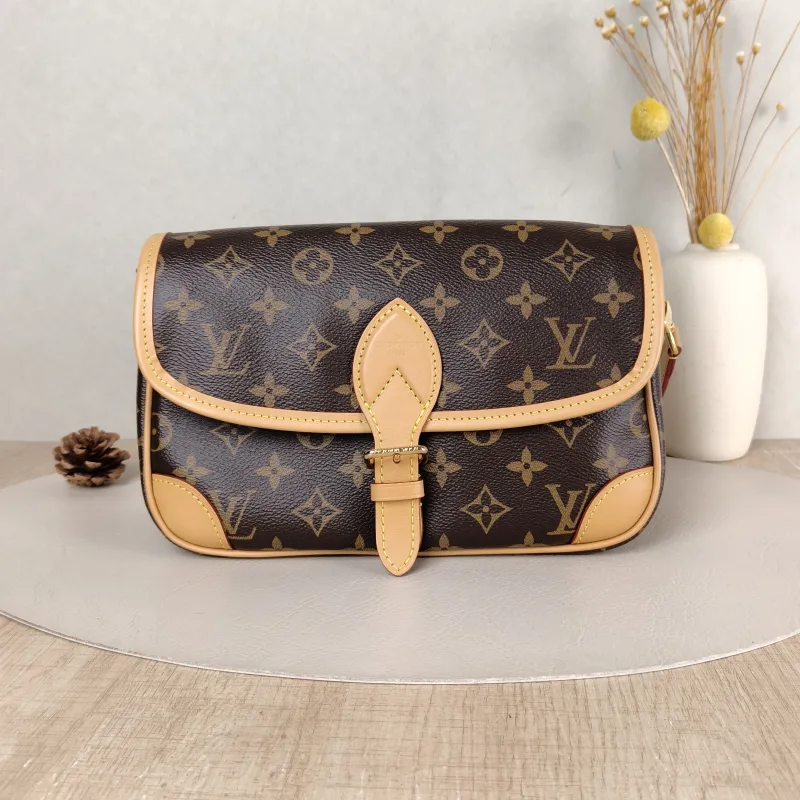 Louis Vuitton Crossbody Bag Diane Baguette Bag Shoulder Strap PVC Small 24 × 9 × 15 cm