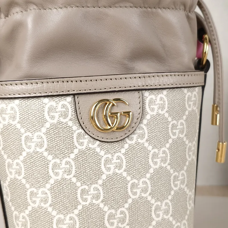 GUCCI Crossbody Bagophidia GG Bucket Bag White Monogram PV Cmini11.5 × 8 × 20 cm — detail view 4 of 11