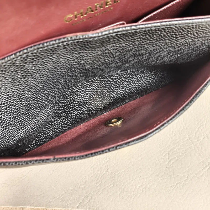Chanel Crossbody Bag Classic Flap CF Black Grained Calfskin Medium 25.5 × 6.5 × 15.5 cm — detail view 10 of 14