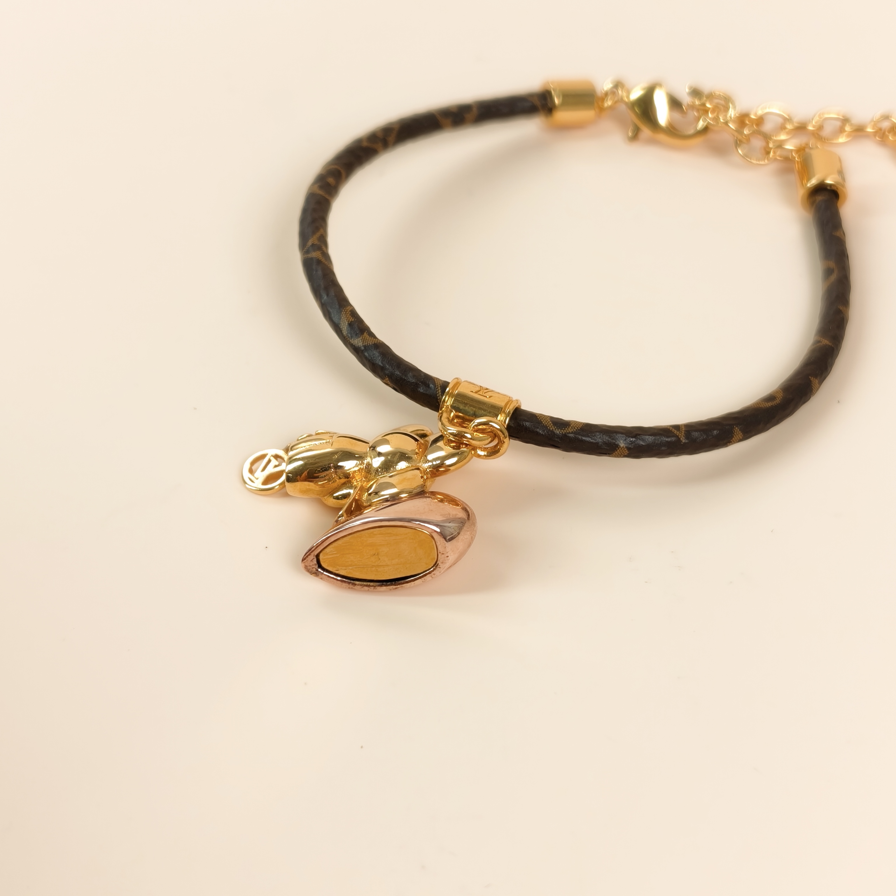 Louis Vuitton Banglevivienne Bangle Gold Monogram One Size19cm โ cover view 3 of 6