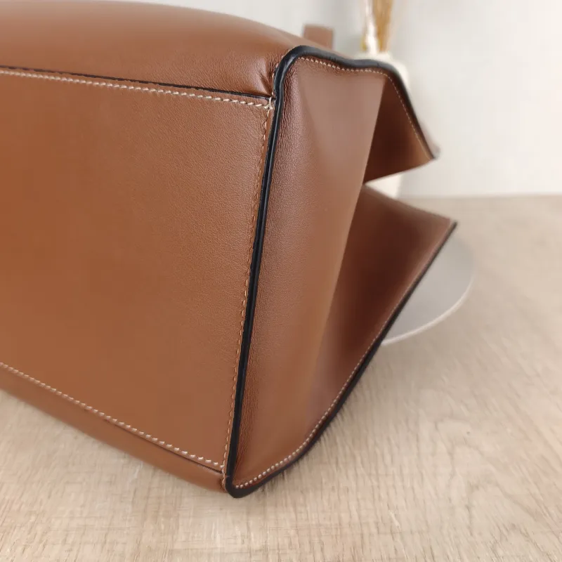 CELINE Shoulder Bag Cabas 16 Tote Bag Caramel Calfskin Large37 × 14 × 26 cm — detail view 7 of 10