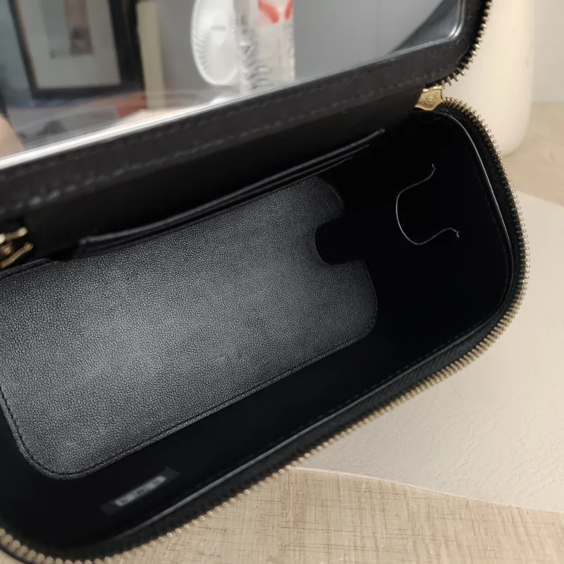 Chanel Crossbody Bag 24p Edition Box Bag Cosmetic Bag Black Lambskin 17 × 8 × 9.5 cm — detail view 5 of 14