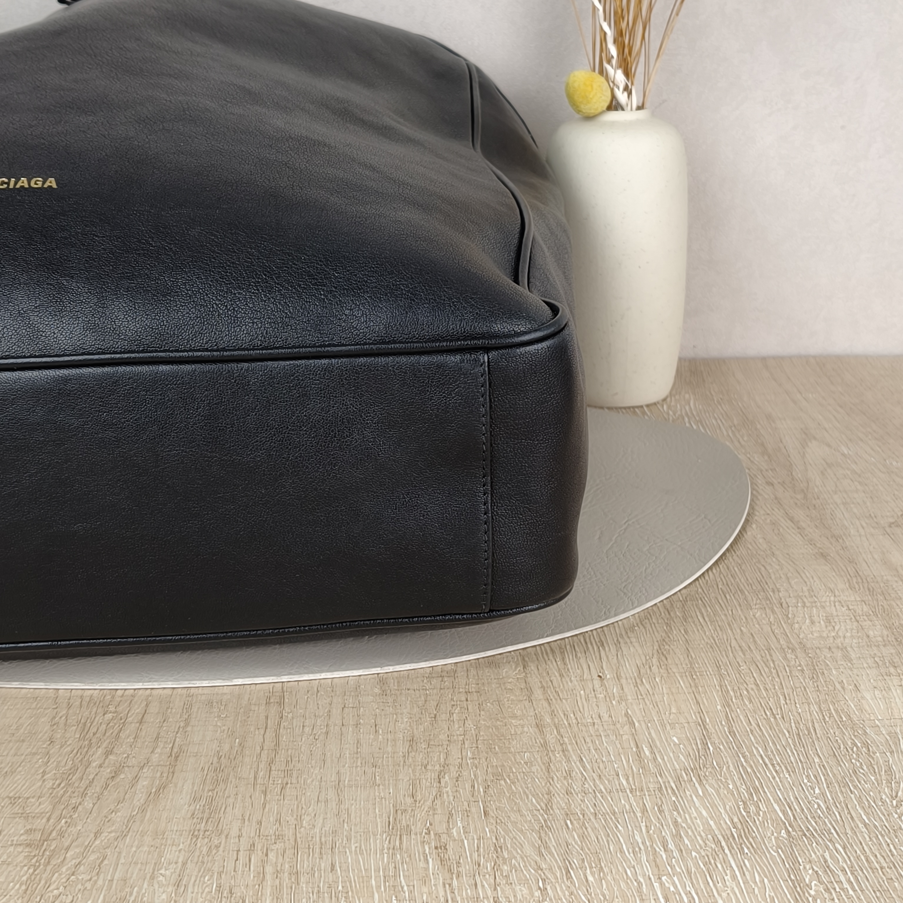 BALENCIAGA Shoulder Bag Tote Bag Black Calfskin One Size36 × 9 × 36 cm — cover view 5 of 8